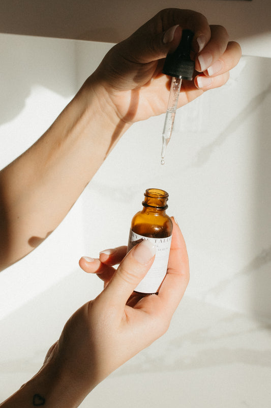 Everglow Botanical Facial Serum For Balanced Skin